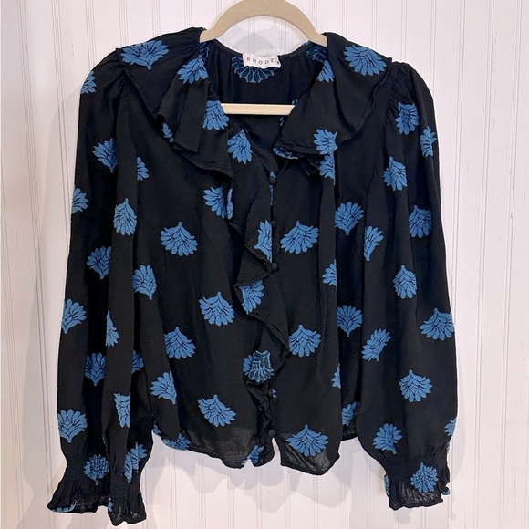 Rhode Nessa Flowy Blouse Top Black and Blue Fan Clip Jacquard Print- Size M - Picture 1 of 5